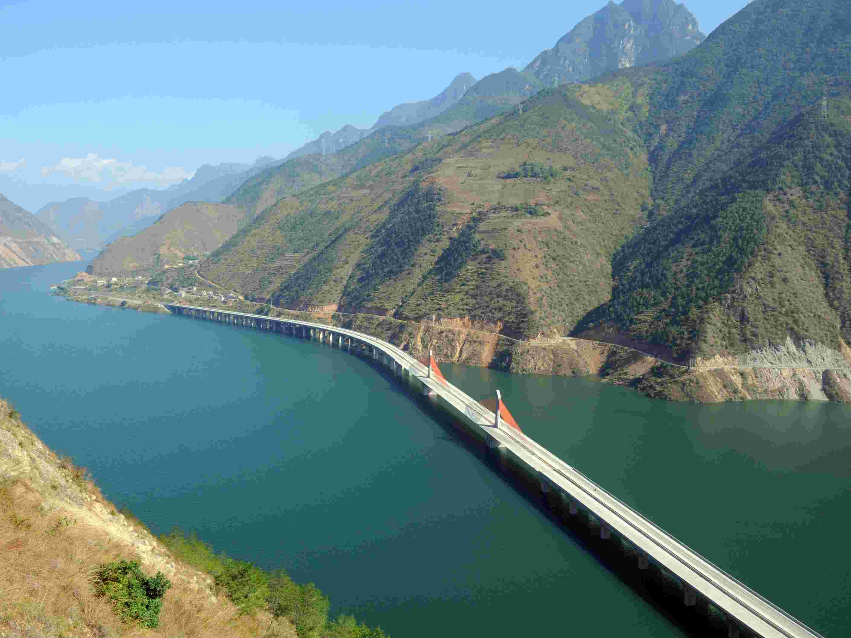 雅西高速公路 雅西高速公路